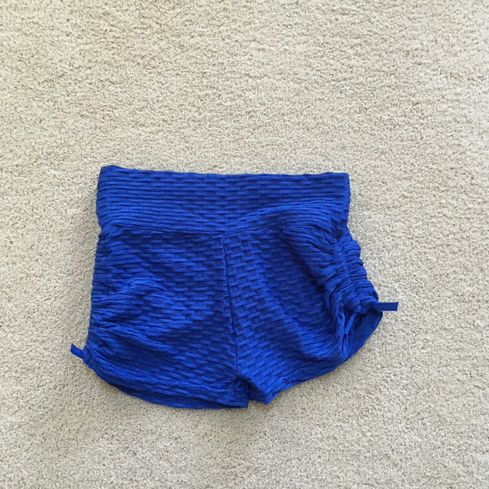 NWOT Booty/workout shorts
